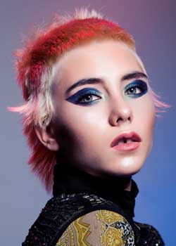 Tintes Sin Amoniaco by Bernat Sayol - Salones Carlos Valiente Tintes Sin Amoniaco by Bernat Sayol - Salones Carlos Valiente